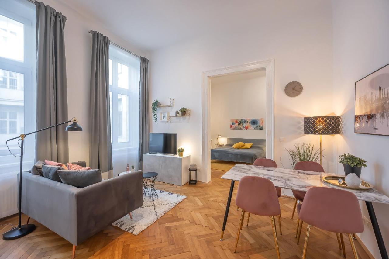 Cosy City Center Apartment Vienna Esterno foto