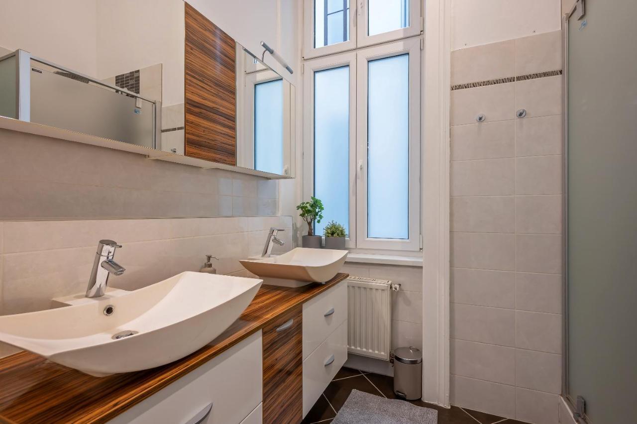 Cosy City Center Apartment Vienna Esterno foto