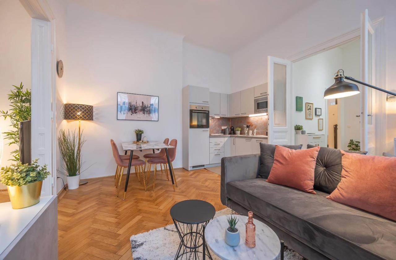 Cosy City Center Apartment Vienna Esterno foto